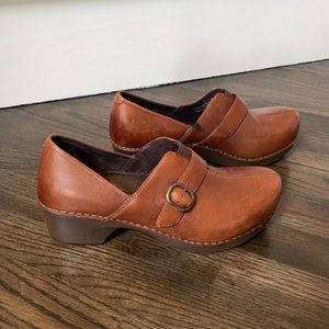 🔥EUC! Dansko Tamara clogs 🔥